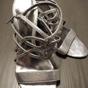 Carlos silver high heels
